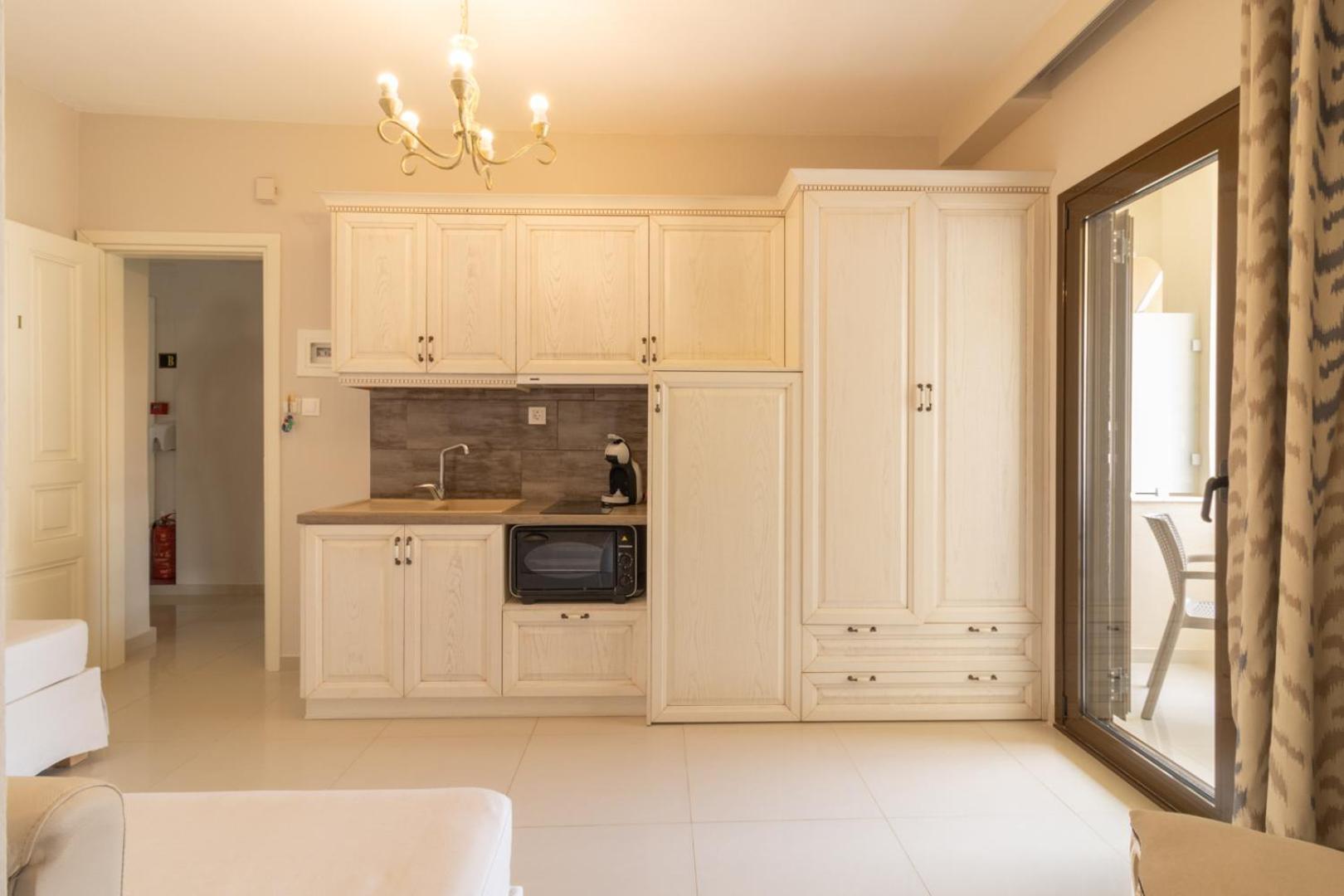 Kassandrinos Apartments Apostolos Нікіті Екстер'єр фото